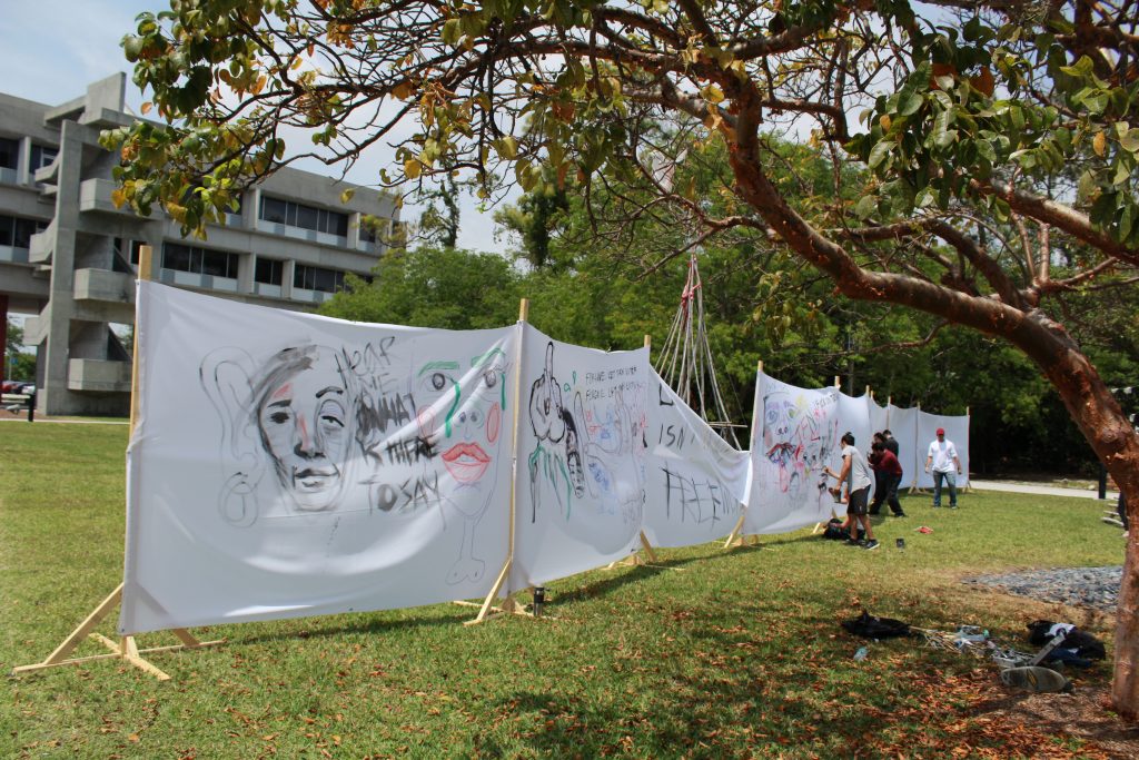 Image of the art installation Rethinking The Wall.