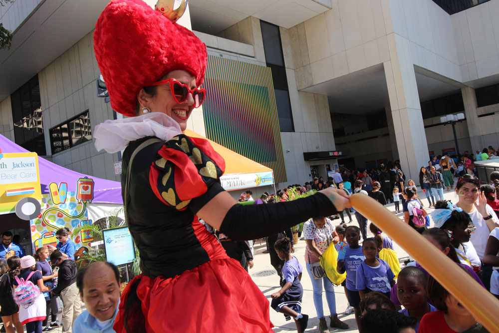 A street performer at the book fair.