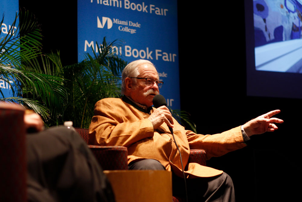 Mitchell Wolfson, Jr. speaking on stage.