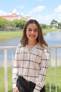 Photo of Adriana Dos Santos.