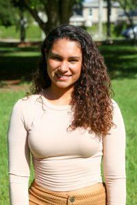 Photo of Amanda Esposito.